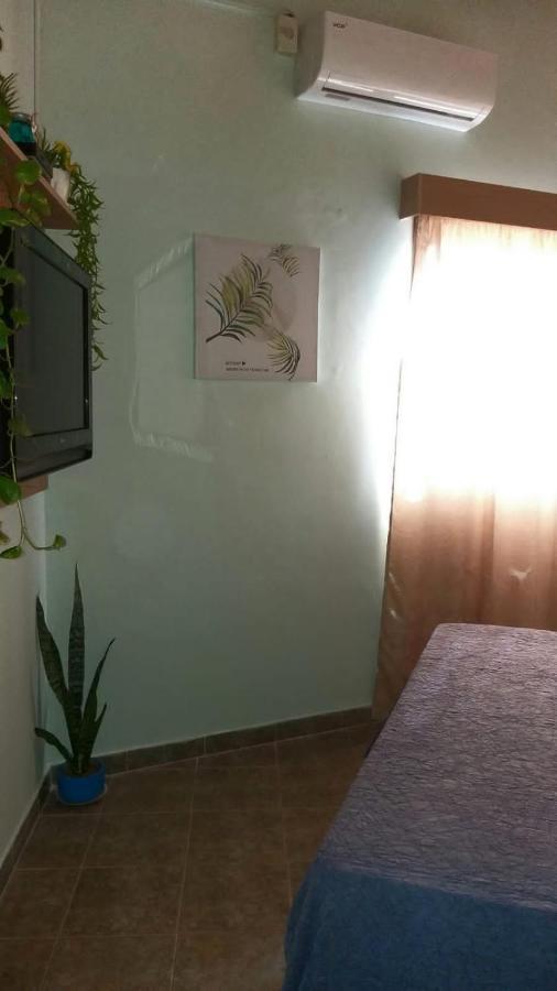 Saiyu Aeropuerto Bed & Breakfast Luque Bagian luar foto